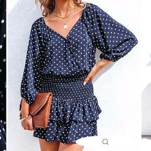 Delaney smocked polka dot dress from VICI, size large, never worn